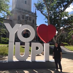 Meet your Posher, Luis isaac